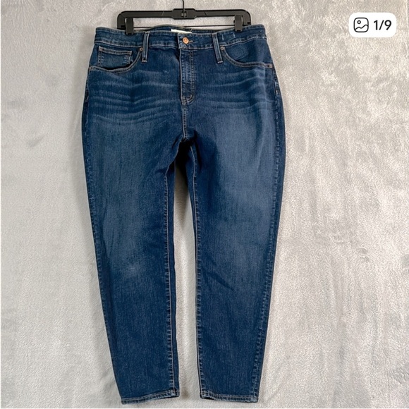 Madewell Denim - Madewell Curvy High-Rise Skinny Crop Jeans sz 34P
